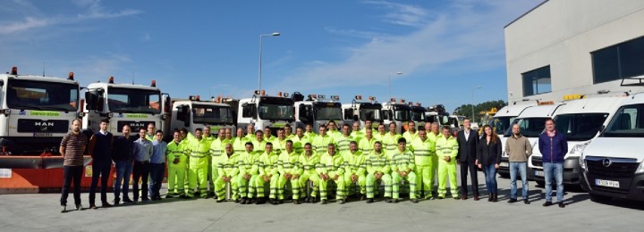 Misturas in charge of the snowplow equipment for the roads of Ourense